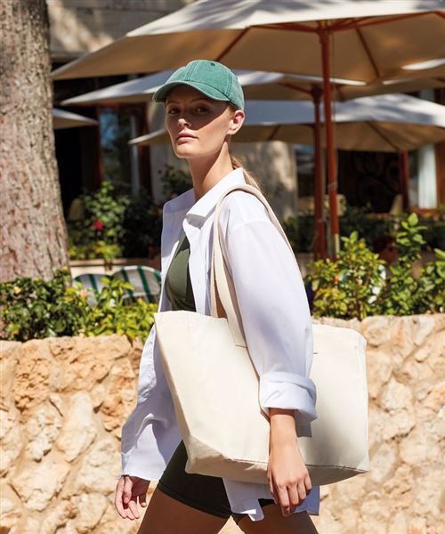 Everyday canvas tote